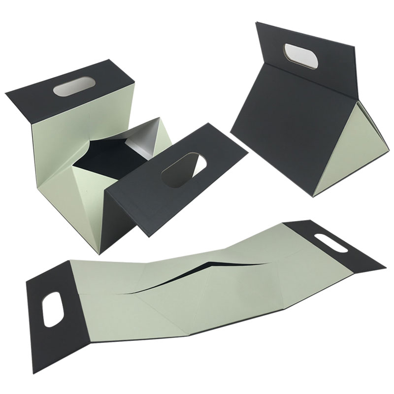 Folding rigid box